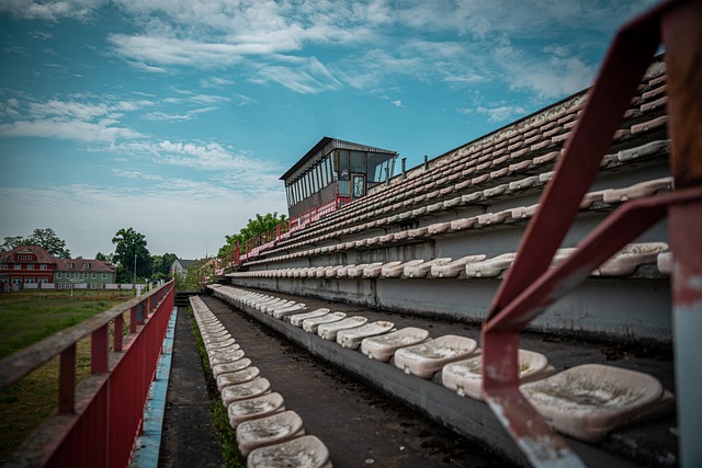 蘭足總杯與 蘭足總杯與